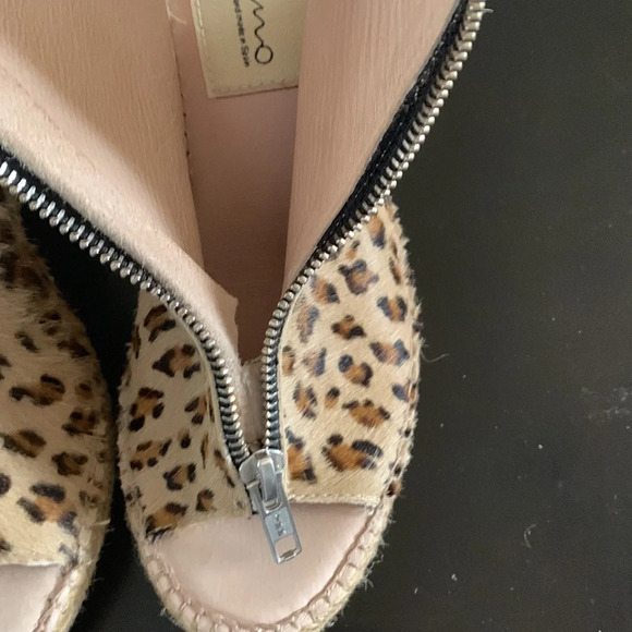 Gaimo karim leather calf hair leopard print wedges. Bohemian style size 8/38euro - Picture 4 of 11